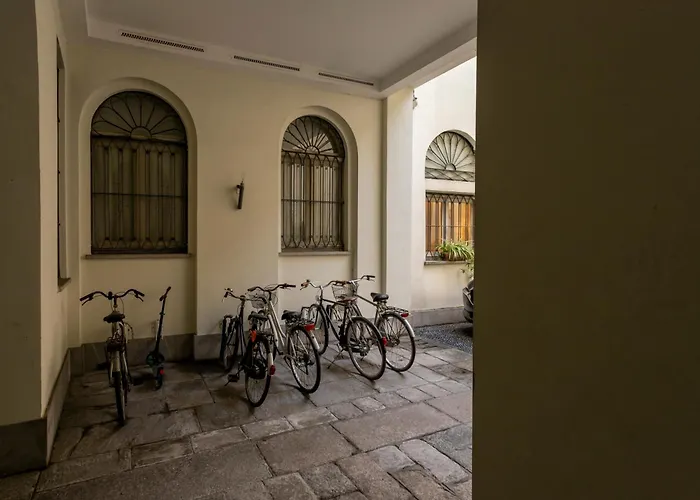 Co99- New Elegant Mauri Mailand