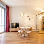 Lejlighed Co99- New Elegant Mauri Milano