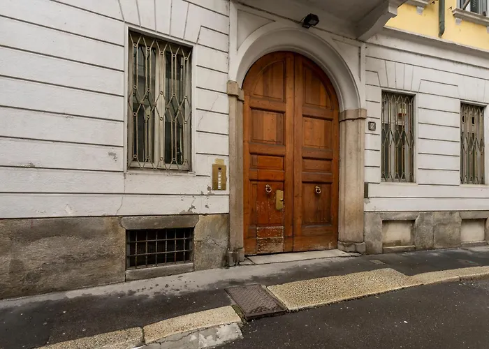 Co99- New Elegant Mauri Daire