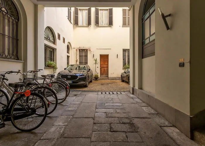 Co99- New Elegant Mauri Milano